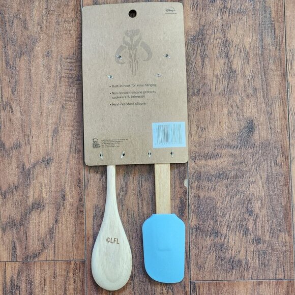 Star Wars Mandalorian Christmas 2PC Silicone Spatula Set Baking - Picture 4 of 4